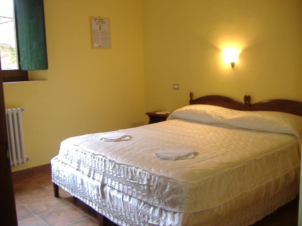 Agriturismo Grotta Dell'Eremita Albano di Lucania Szoba fotó