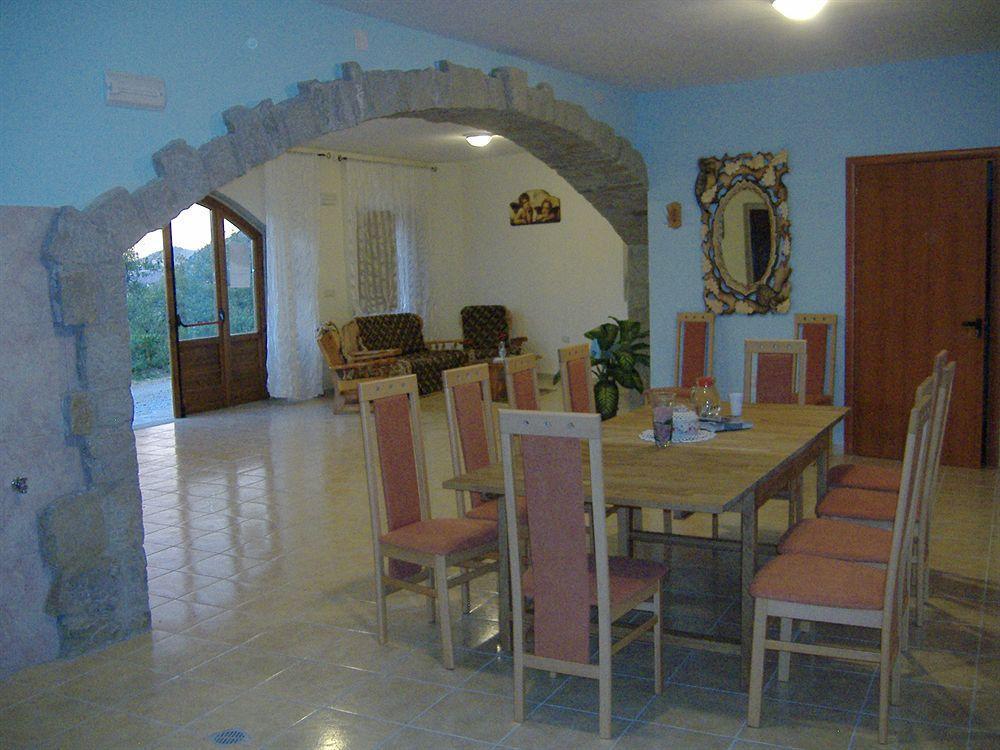 Agriturismo Grotta Dell'Eremita Albano di Lucania Kültér fotó