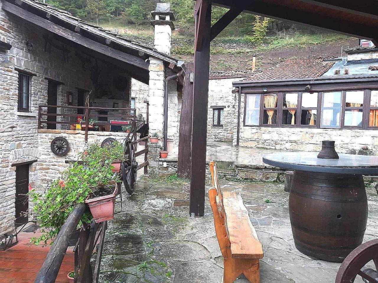 Agriturismo Grotta Dell'Eremita Albano di Lucania Kültér fotó
